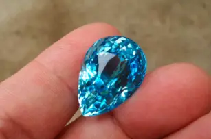 What Is The Difference Between Blue Topaz And Sapphire?